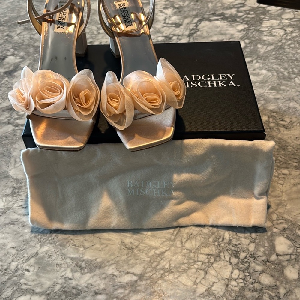 New Badgley Mischka Women's Carli Heeled Sandal - 8 - Picture 5 of 14